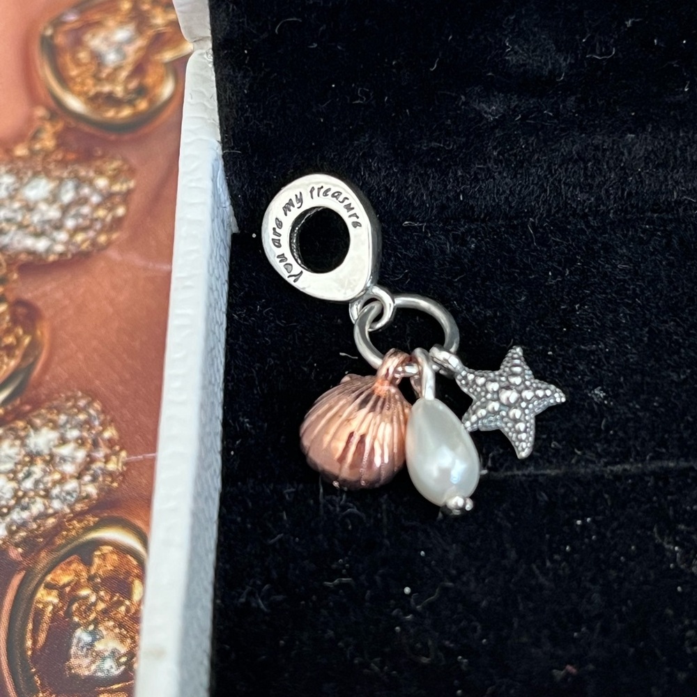 PANDORA Freshwater Cultured Pearl, Starfish & Shell Triple Dangle Charm